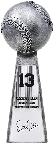 Ozzie Guillen İmzalı Beyzbol Dünya Şampiyonu 14 inç Çoğaltma Gümüş Kupa İmzalı Beyzbol Topları